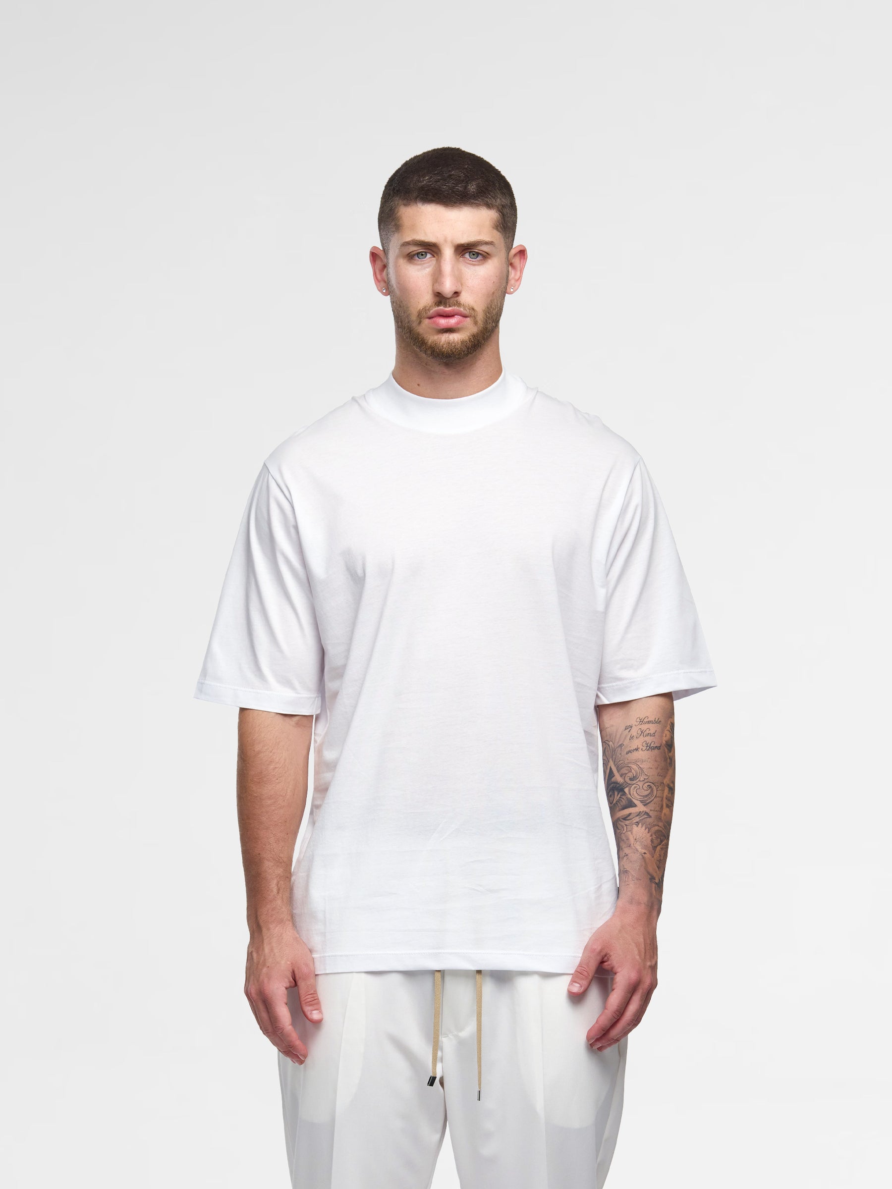 Prêt A Porter T-Shirt High-Neck