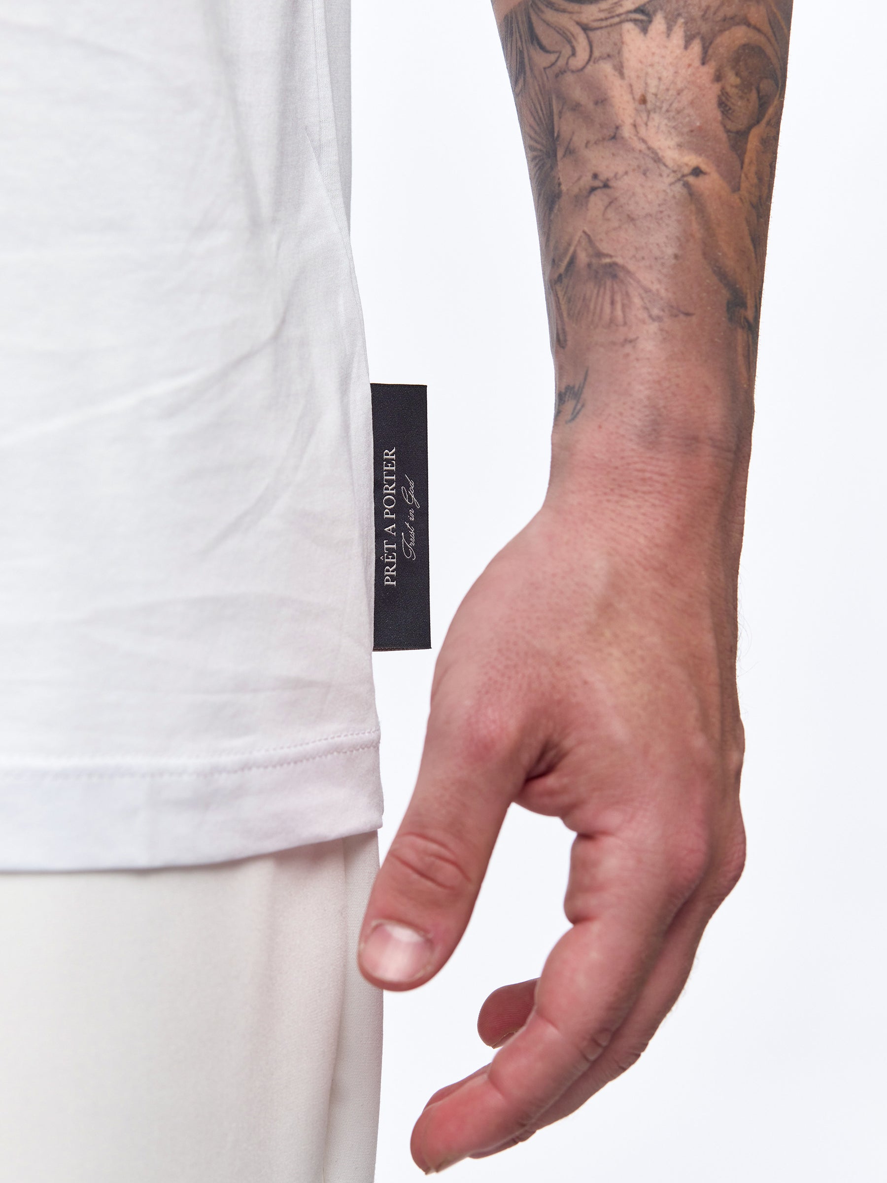 Prêt A Porter T-Shirt High-Neck