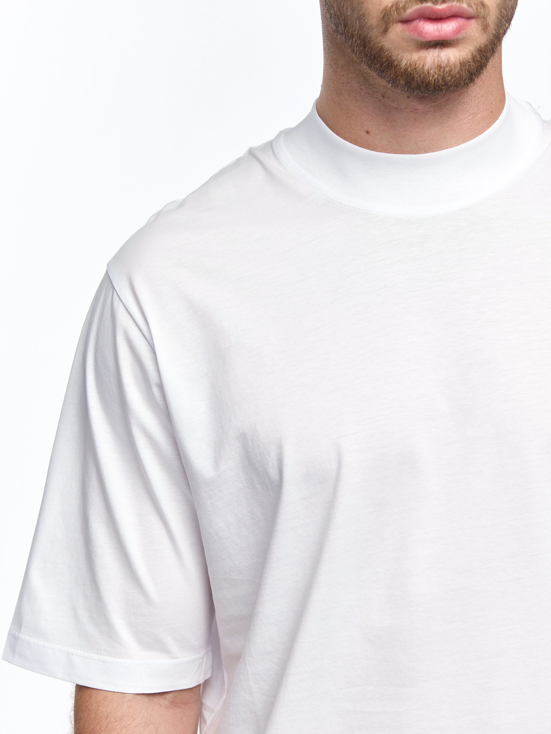Prêt A Porter T-Shirt High-Neck