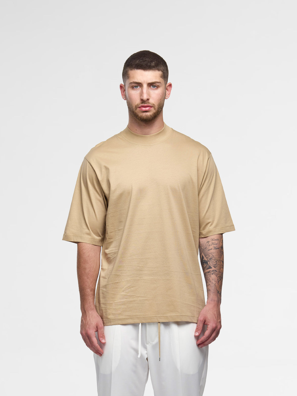 Prêt A Porter T-Shirt High-Neck