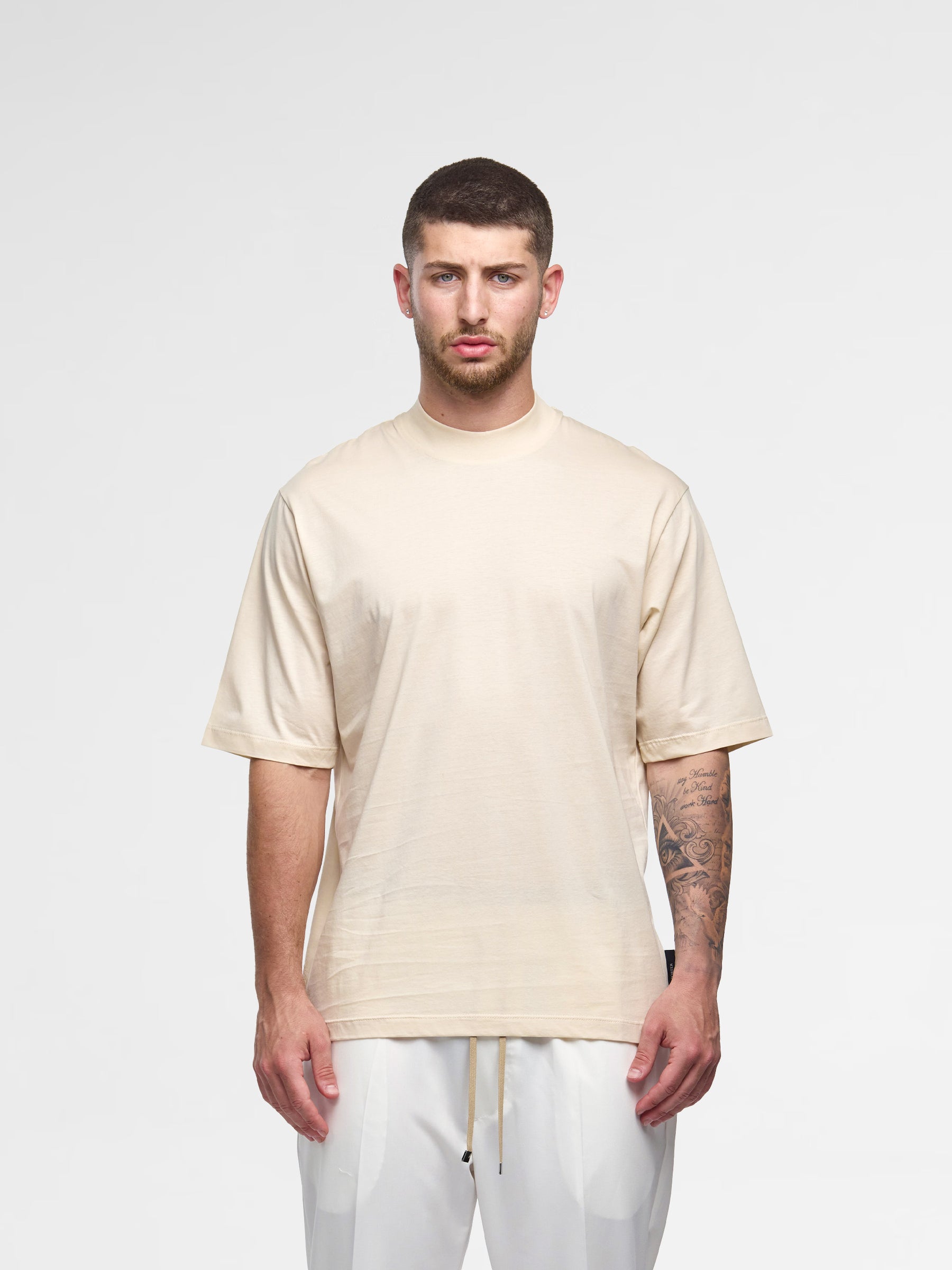 Prêt A Porter T-Shirt High-Neck