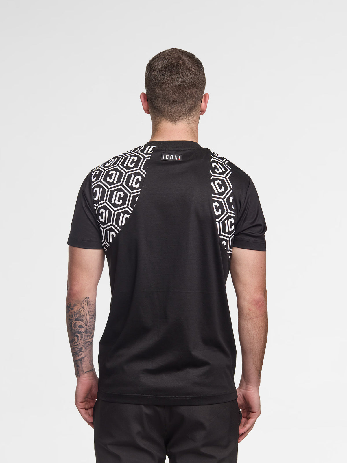 ICON Premium T-Shirt Logo Slim Fit