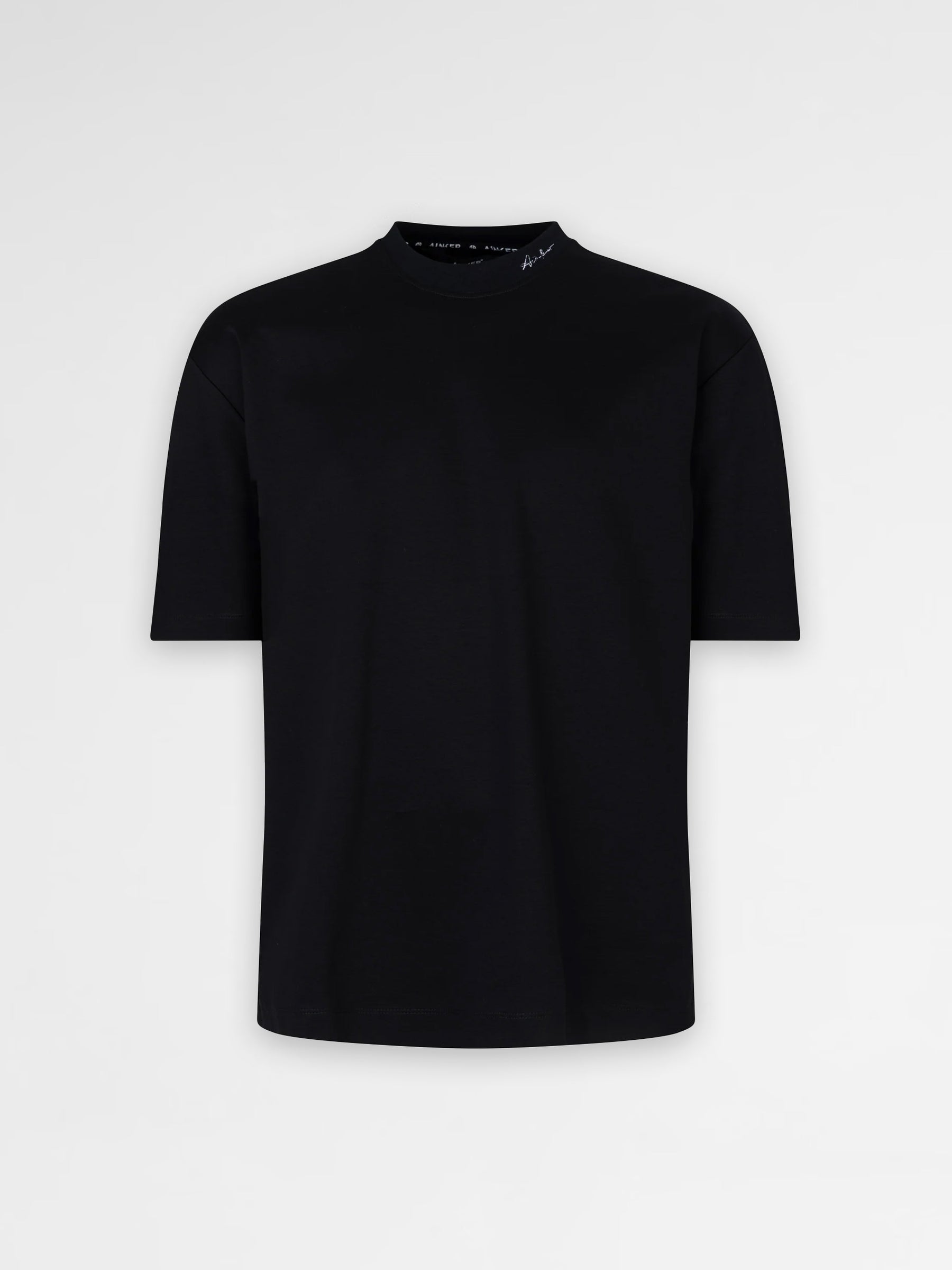 Ainker Neck 220 Black T-Shirt