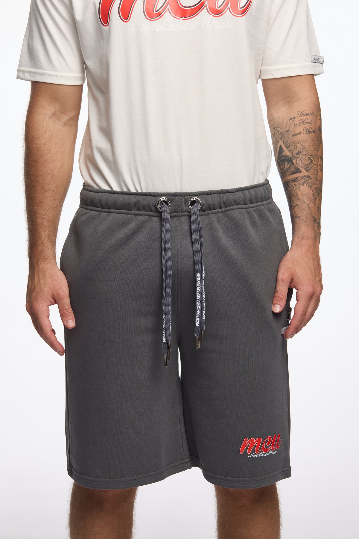 MCU Short Pants Logo Print