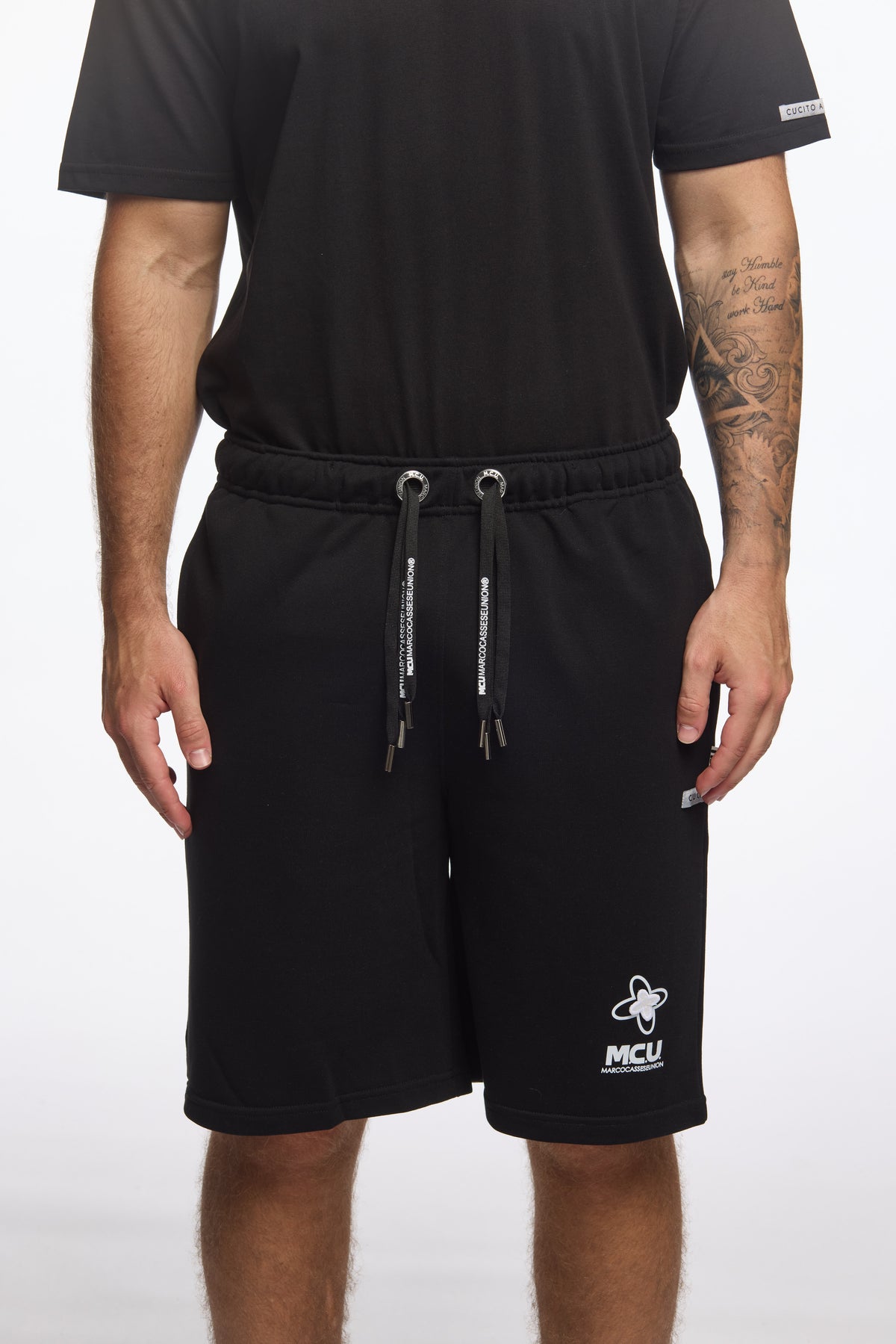 MCU Short Pants Logo Print