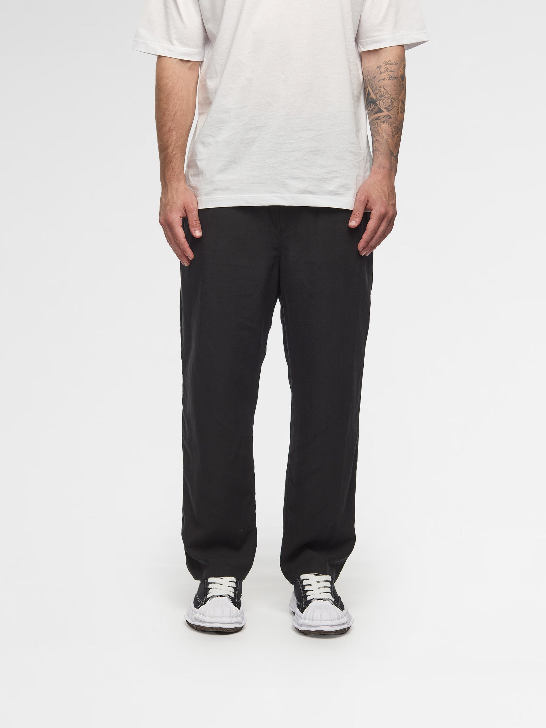 Prêt A Porter Linen Pants Black