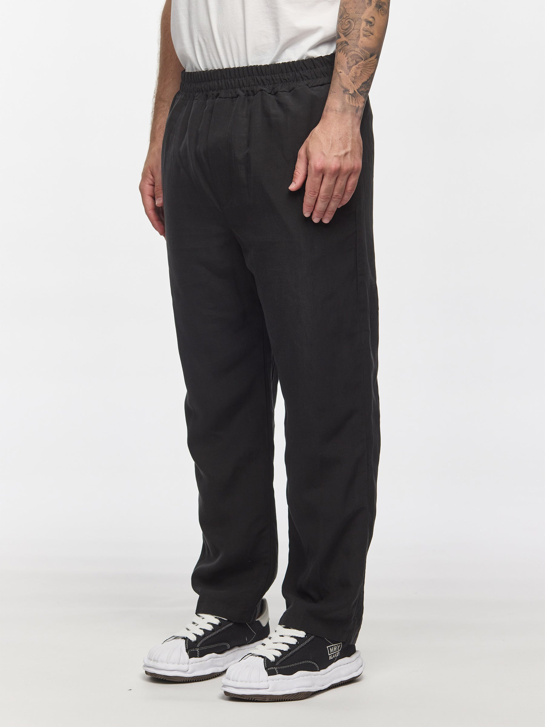 Prêt A Porter Linen Pants Black