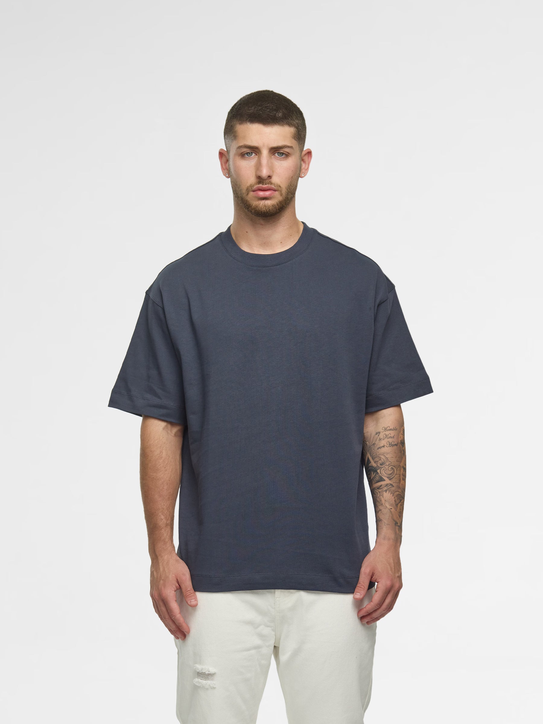 "BLACK Brand" Oversize T-Shirt 020