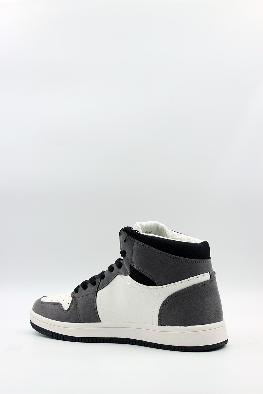 ICON Sneakers