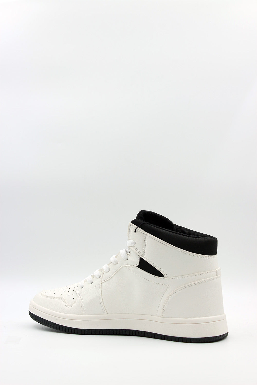 ICON Sneakers