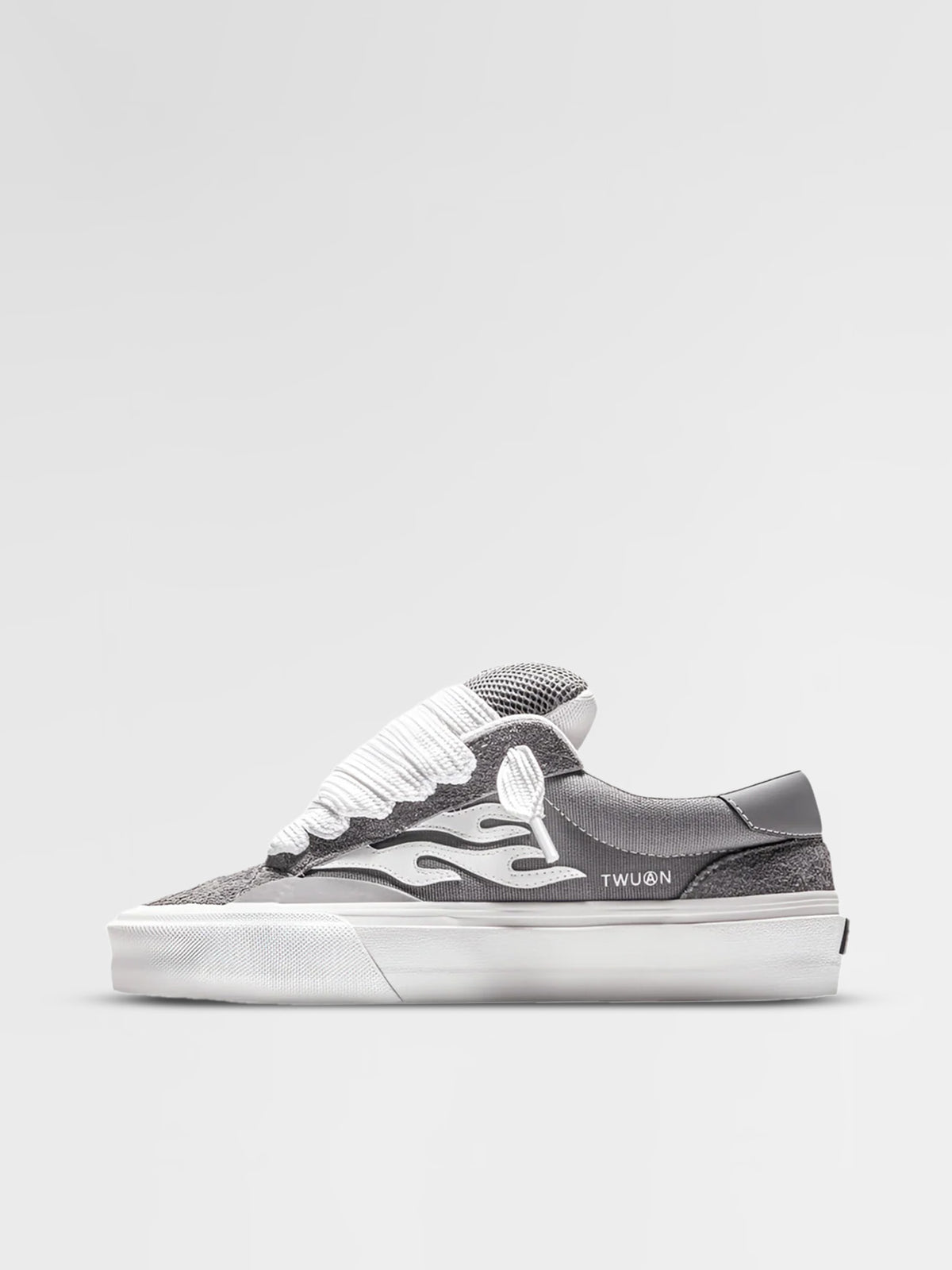 STRAYE Logan Puff - Grey