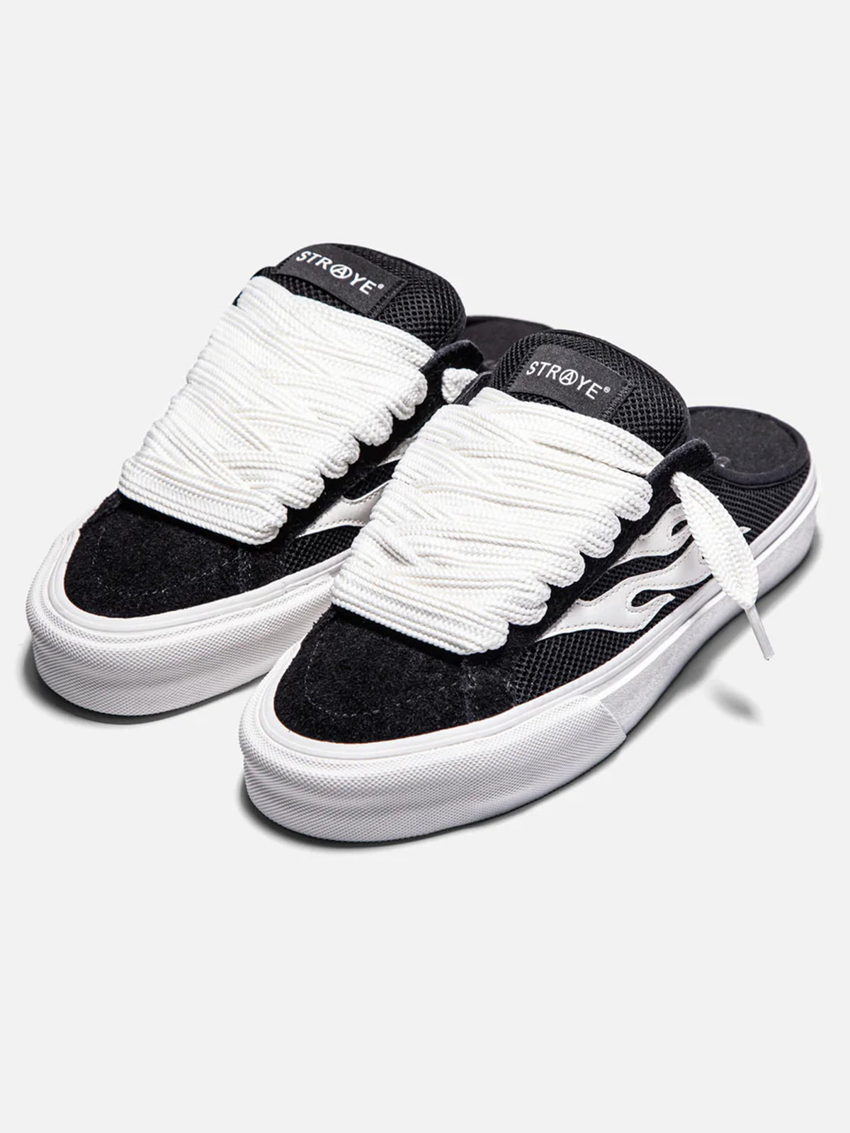 STRAYE Logan Mule - Black