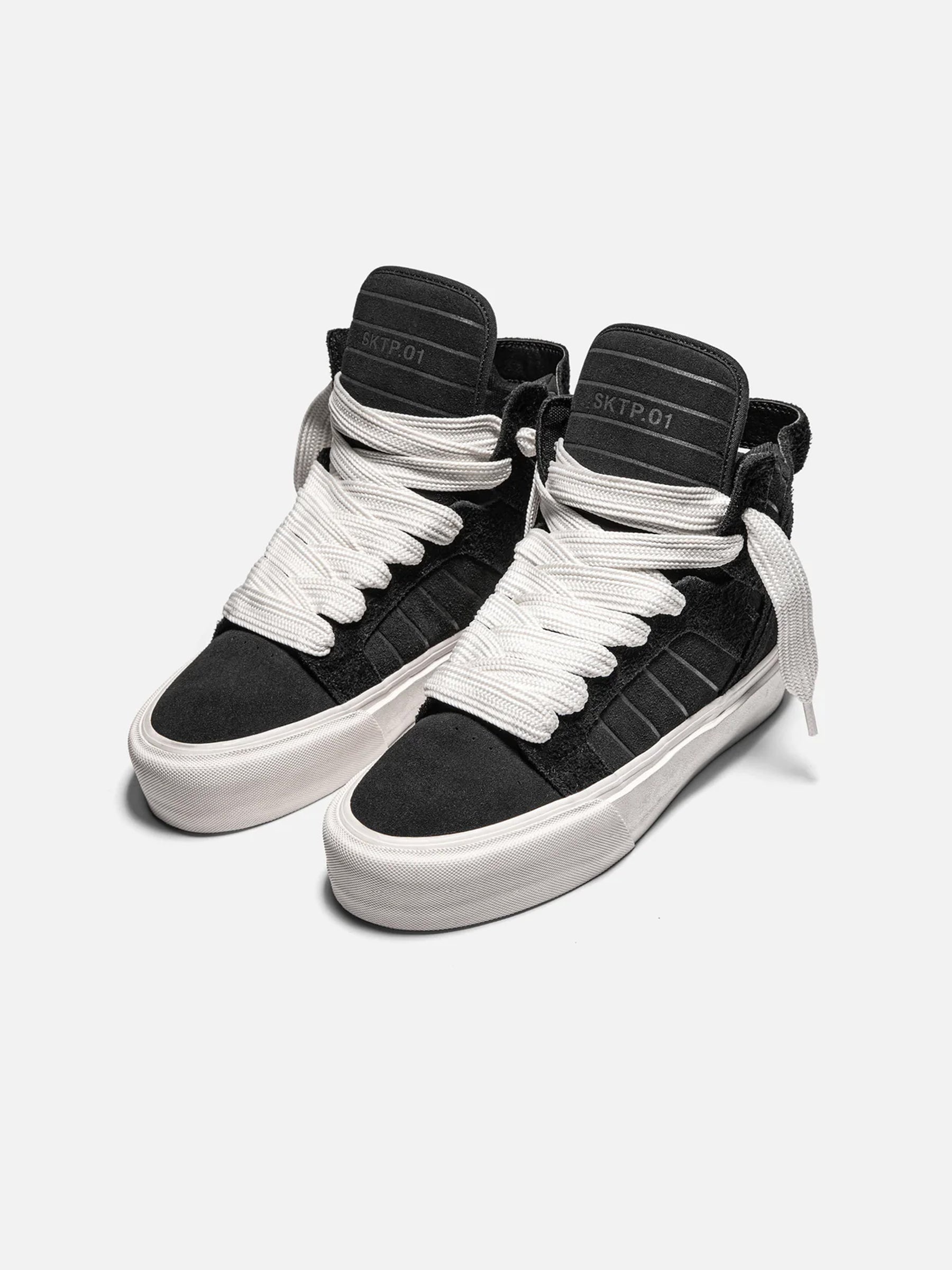 STRAYE  SKTP.01 - Black