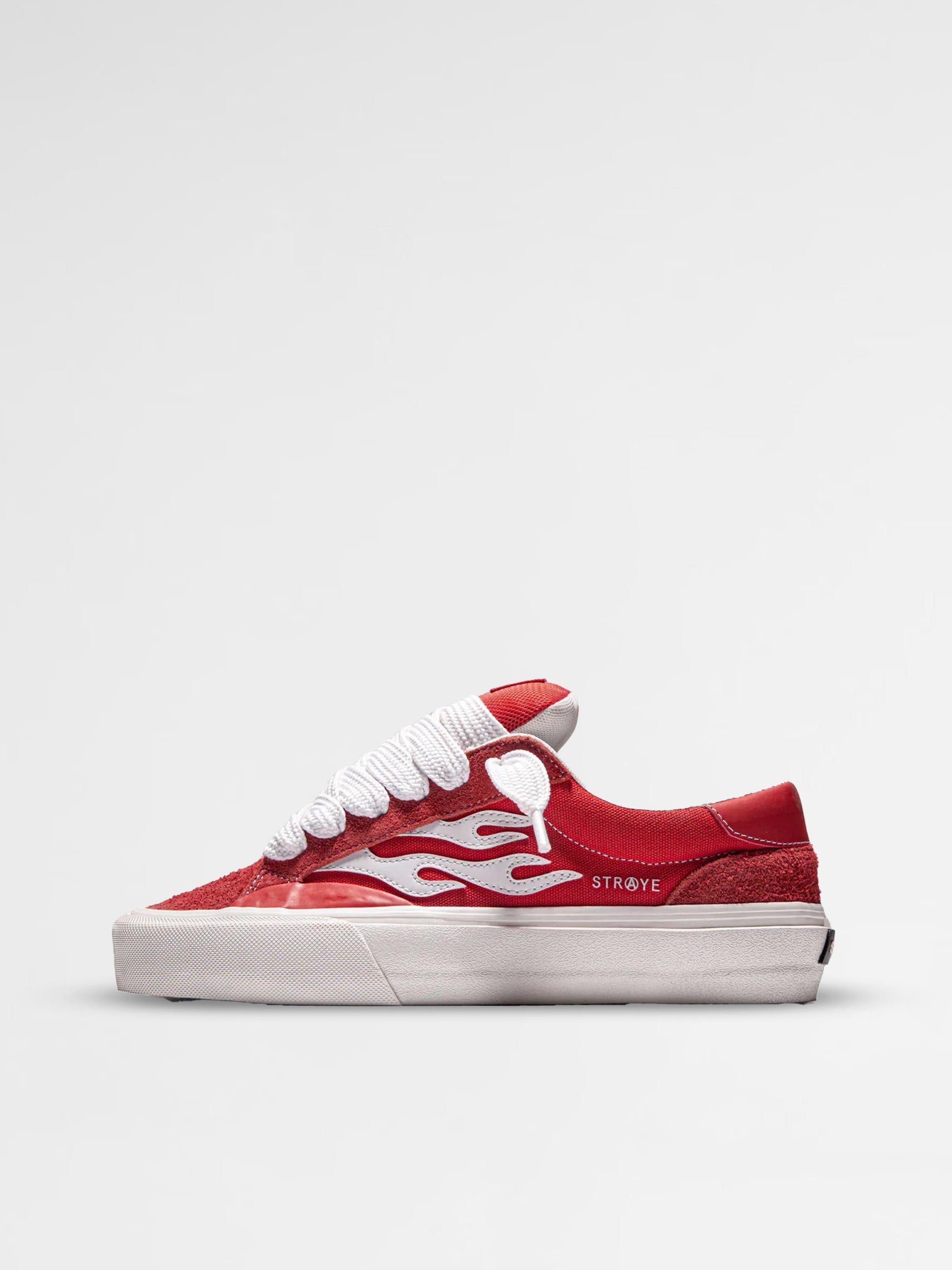 STRAYE Logan Puff - Red