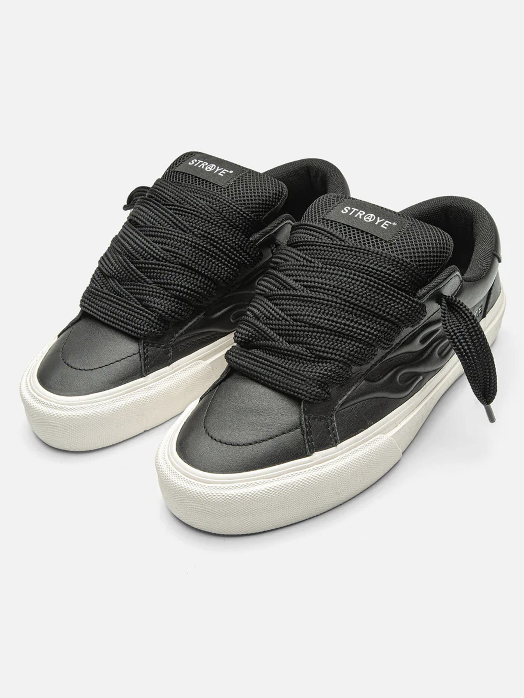 STRAYE Logan Puff - Black Bevel