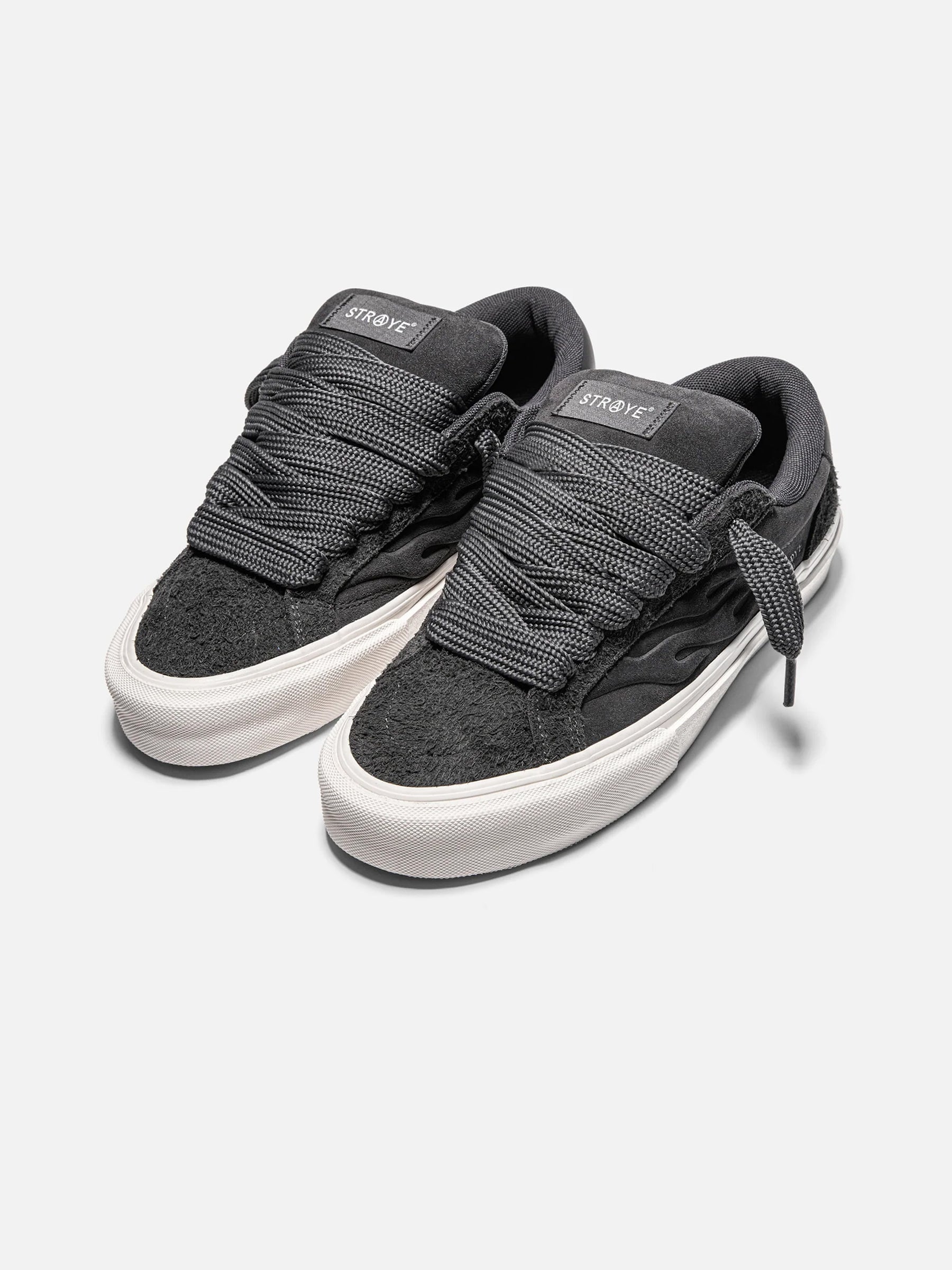 STRAYE Logan Puff - Carbon Bevel