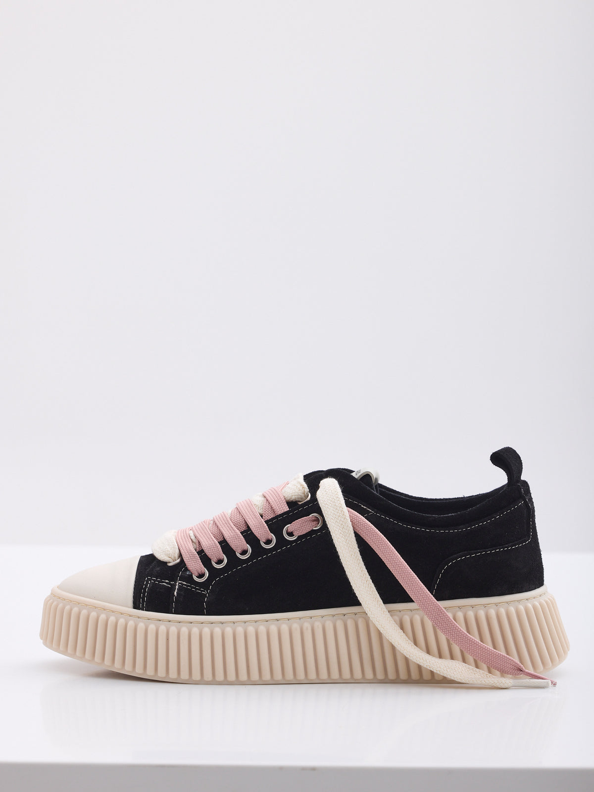 MAISON 9 PARIS Sneakers - Black Double Laces