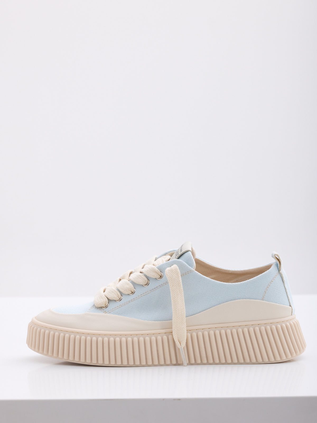 MAISON 9 PARIS Sneakers - Blue Sky Cover