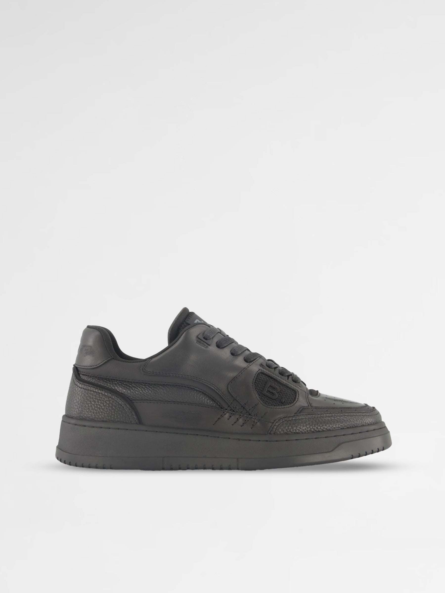 BLACK DOT. Sneakers Contrast Edge