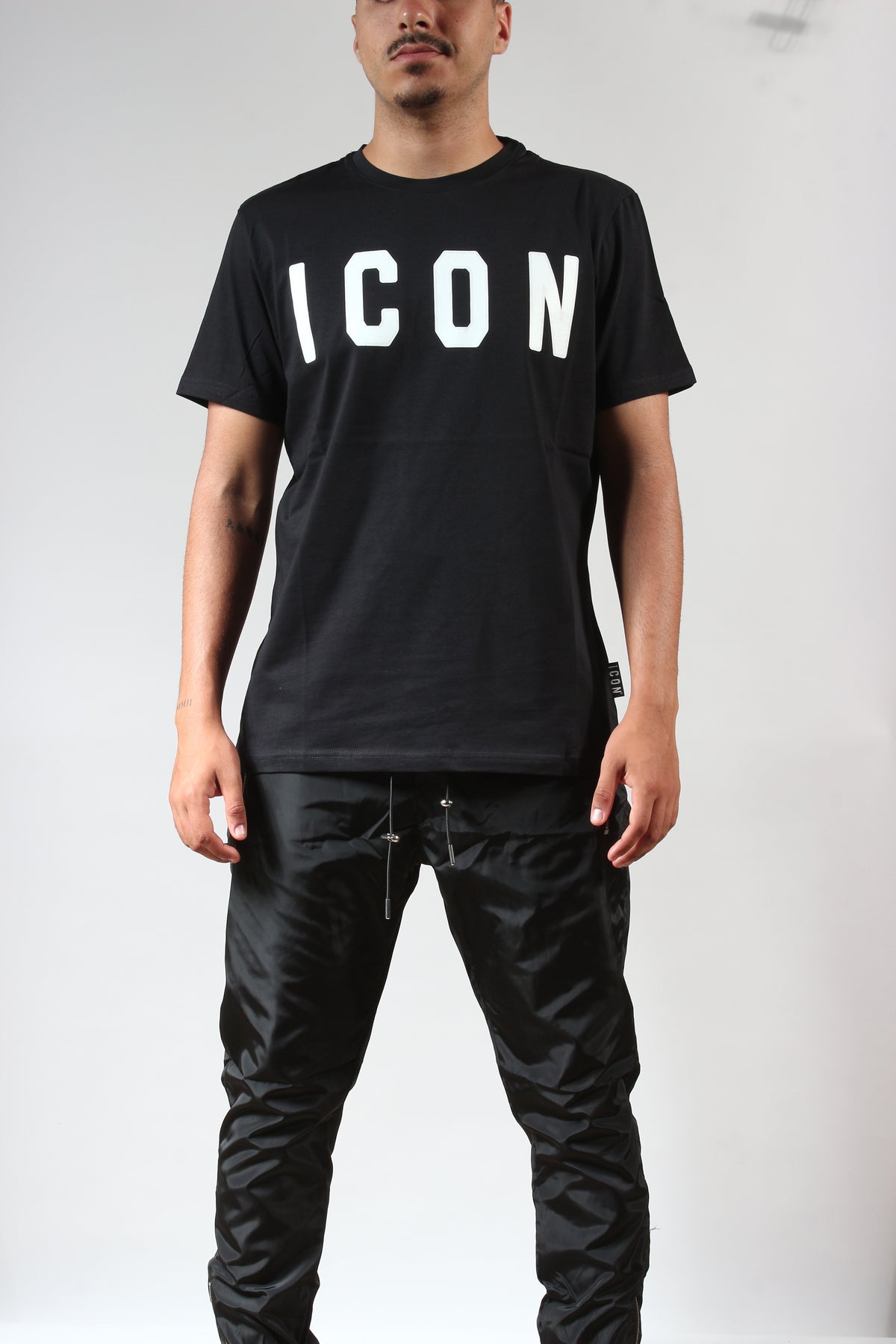 ICON T-Shirt