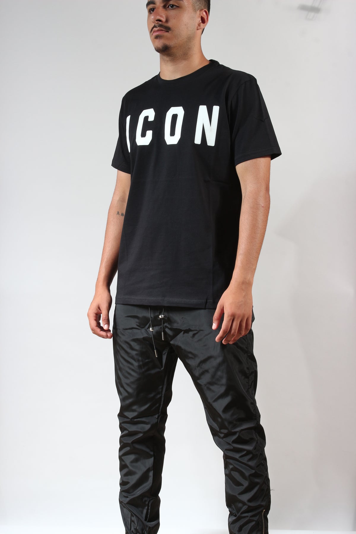 ICON T-Shirt