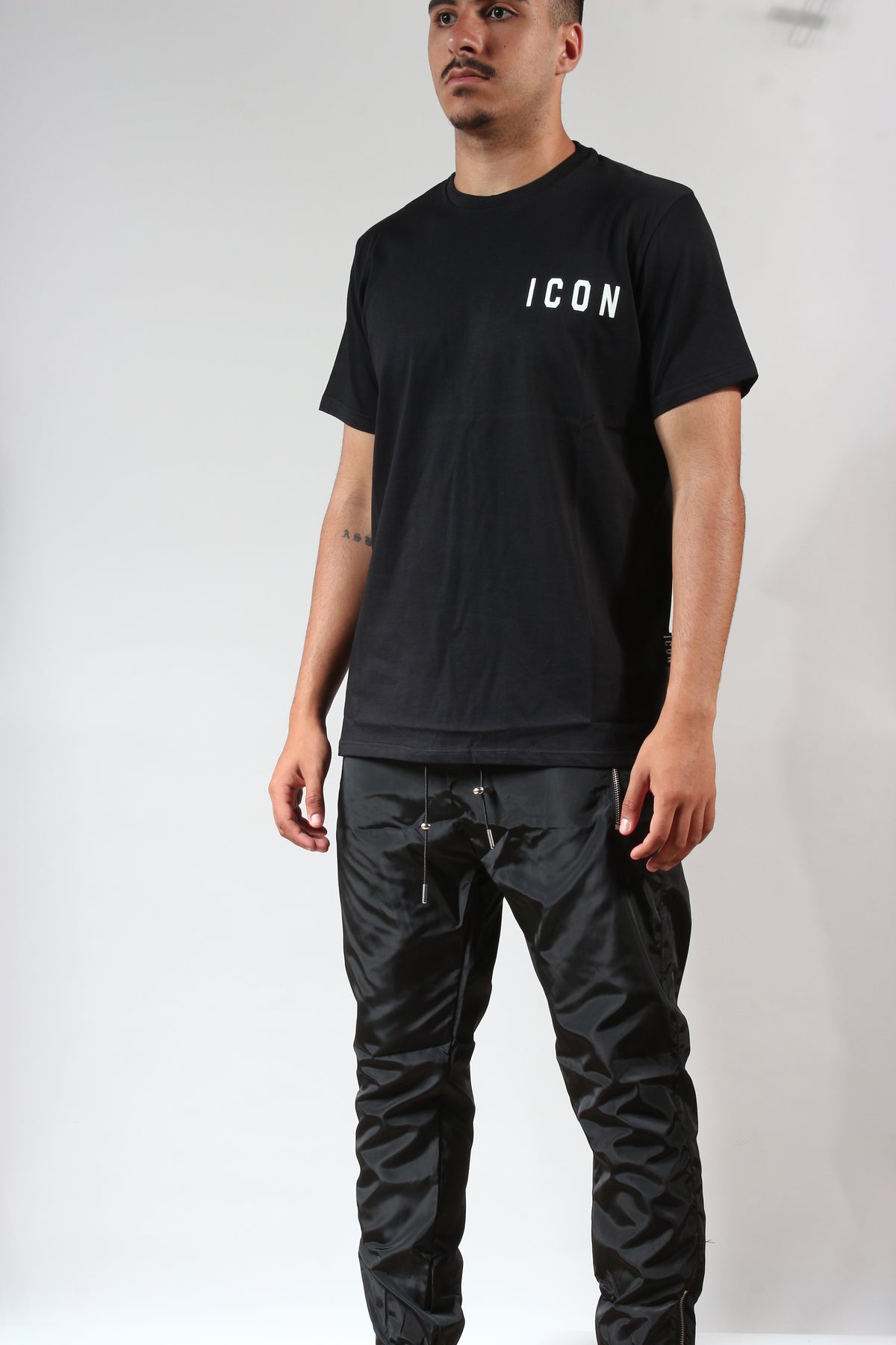 ICON T-Shirt