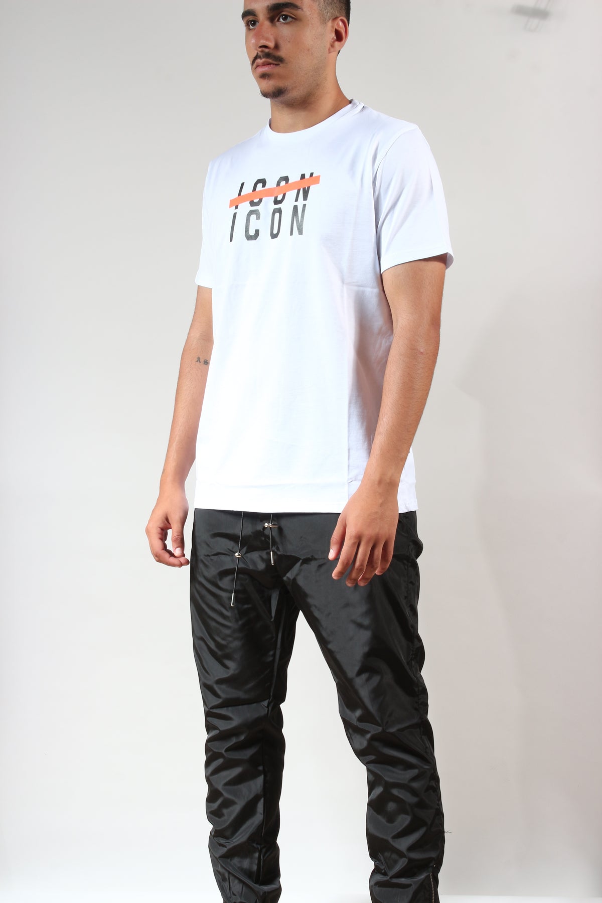 ICON T-Shirt