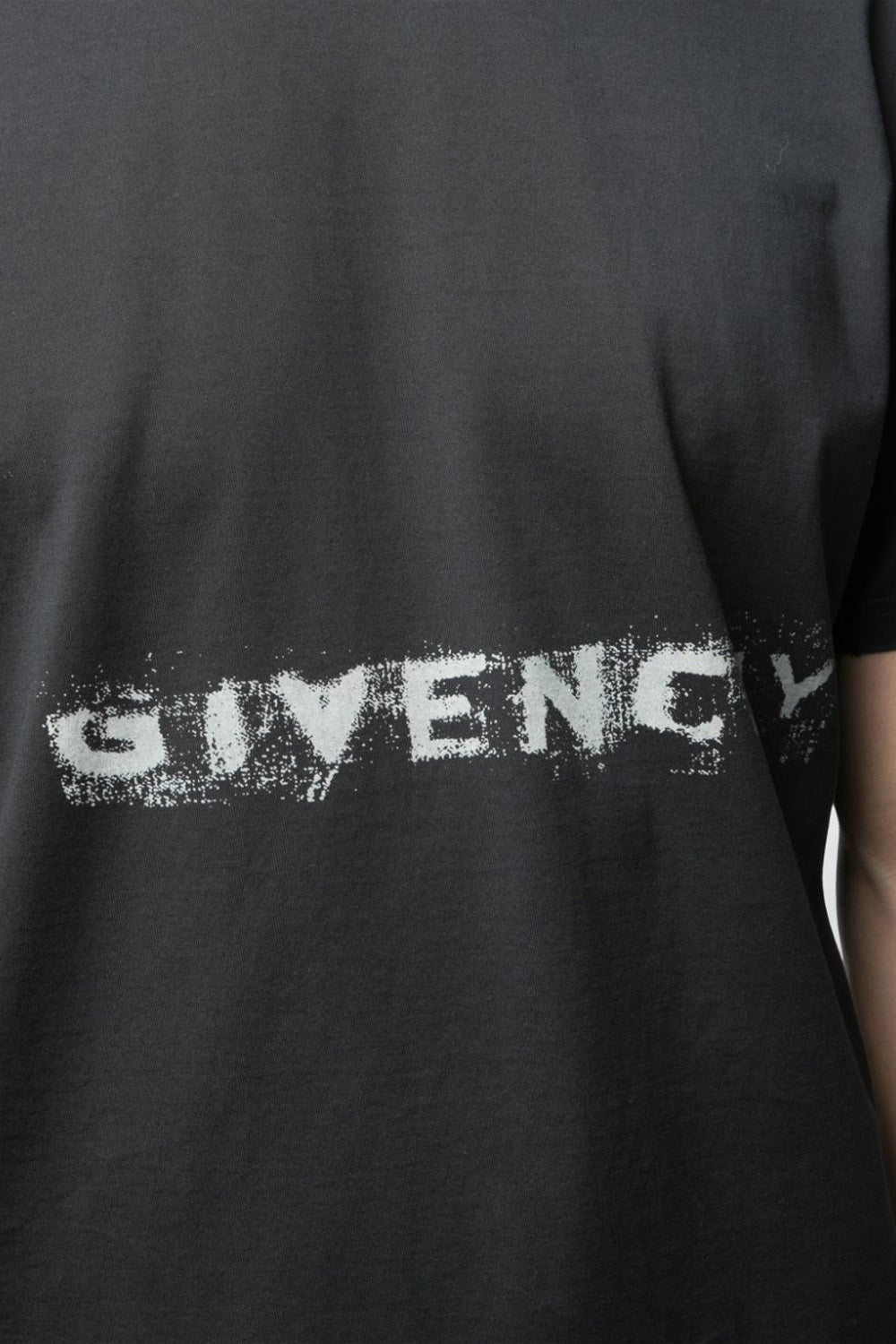 Givenchy T-Shirt Logo Middle Print