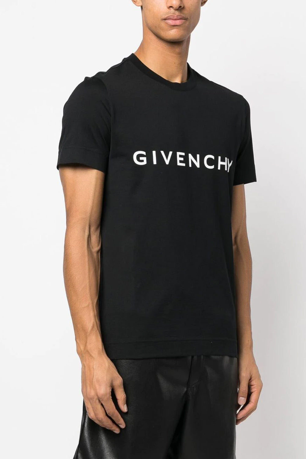 Givenchy logo-print short-sleeve T-shirt