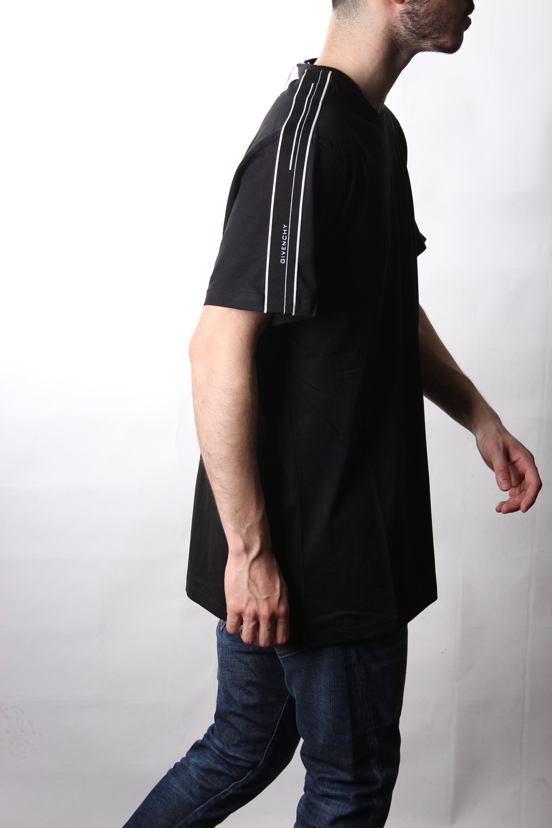 חולצה טי פס לוגו בכתפיים Givenchy