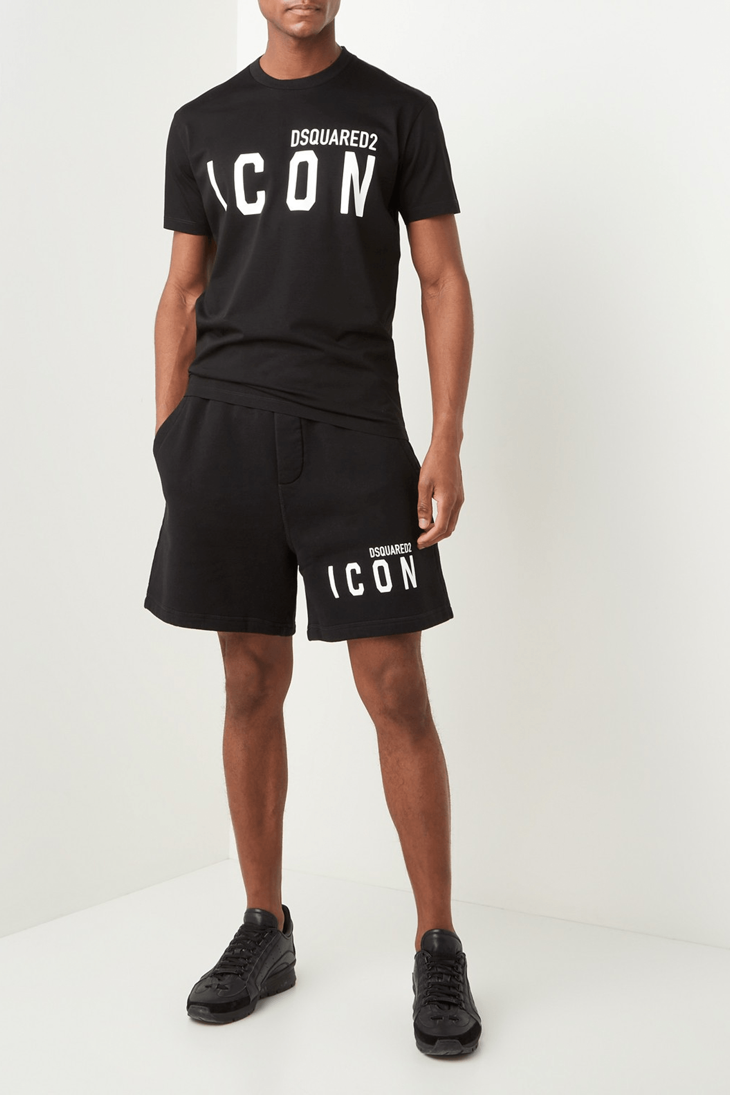 מכנס קצר אייקון שחור מכנסיים קצרים DSQUARED2