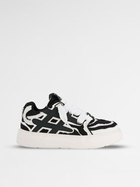 Ainker Backdoor Canvas Black White