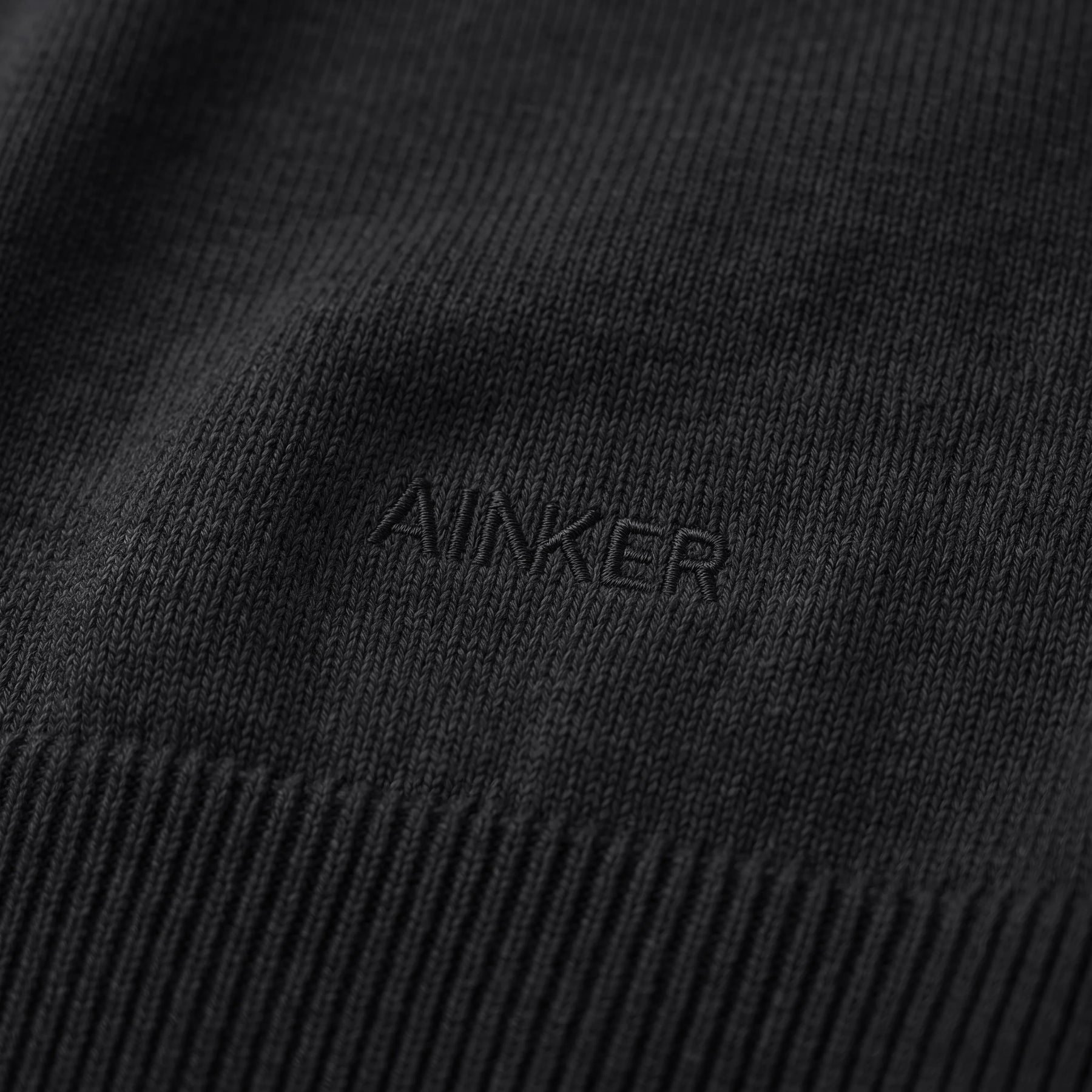 Ainker 1126 Black Cashmire Hoodie