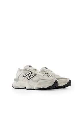 New Balance 9060 Light Bone