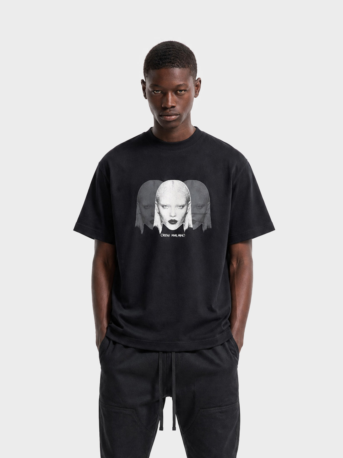 Crew Milano T-Shirt Logo Print CM-48 / BLACK