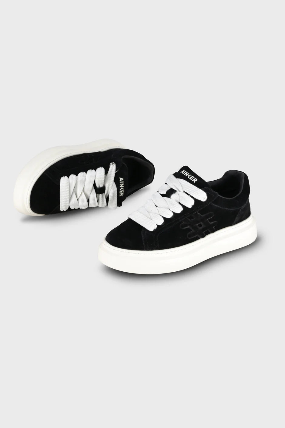 Ainker Drop Line Black Suede