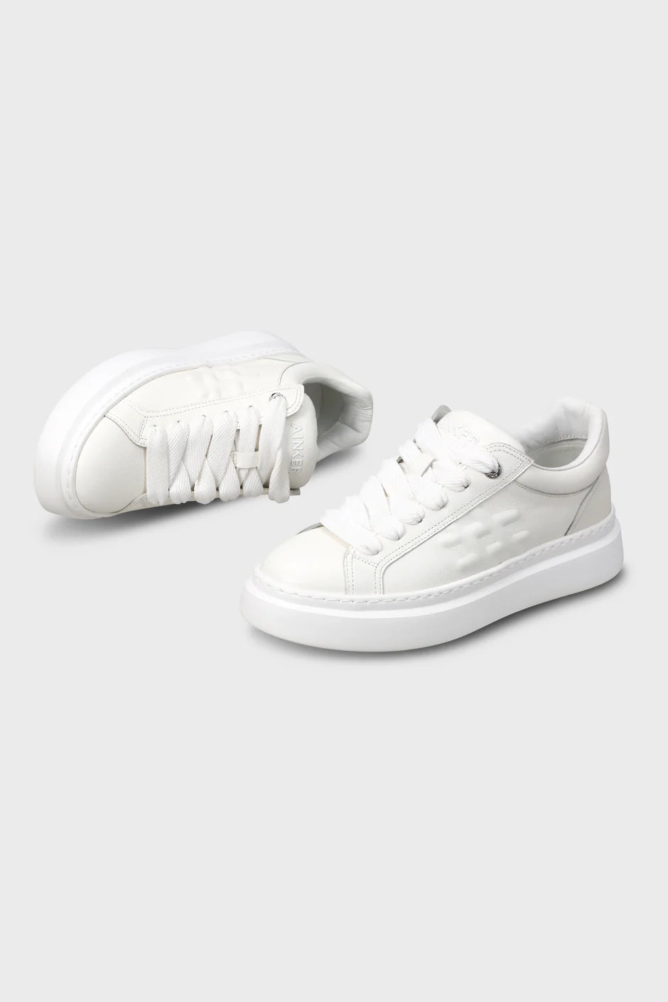 Ainker Drop Line White Leather