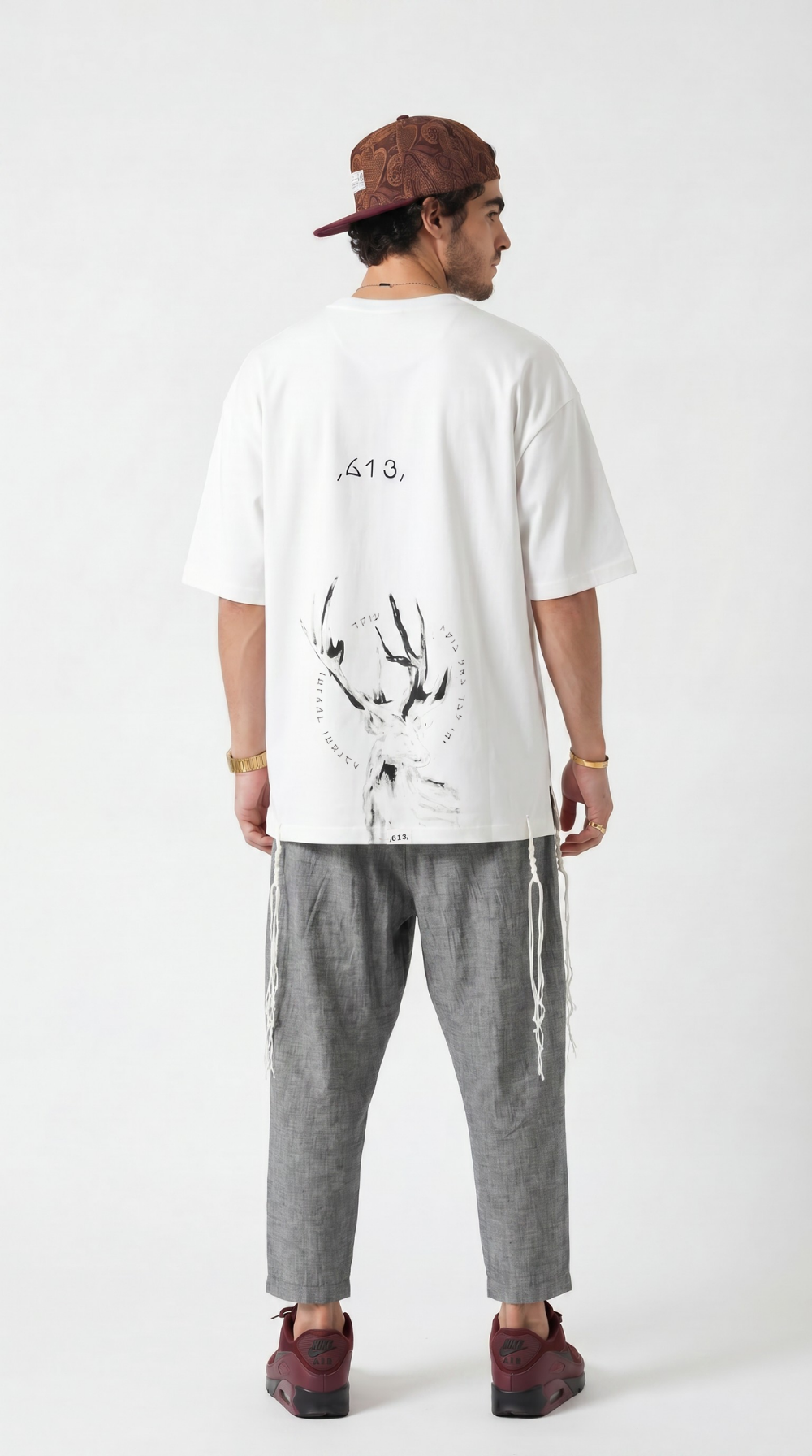 613 - Oversized T-Shirt with Tzitzit