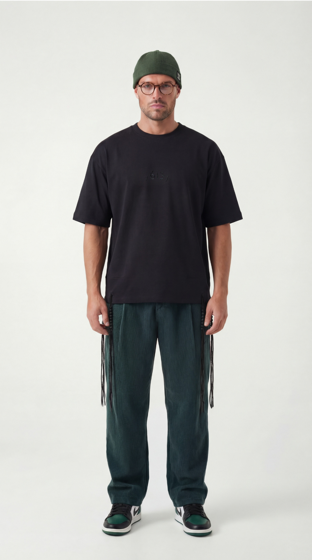 613 - Oversized T-Shirt with Tzitzit