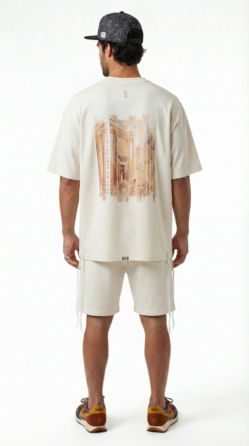 613 - Oversized T-Shirt with Tzitzit