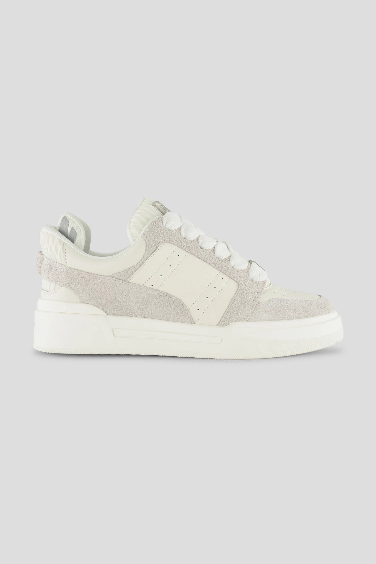 BLACK DOT. SNEAKERS BD classic clean design