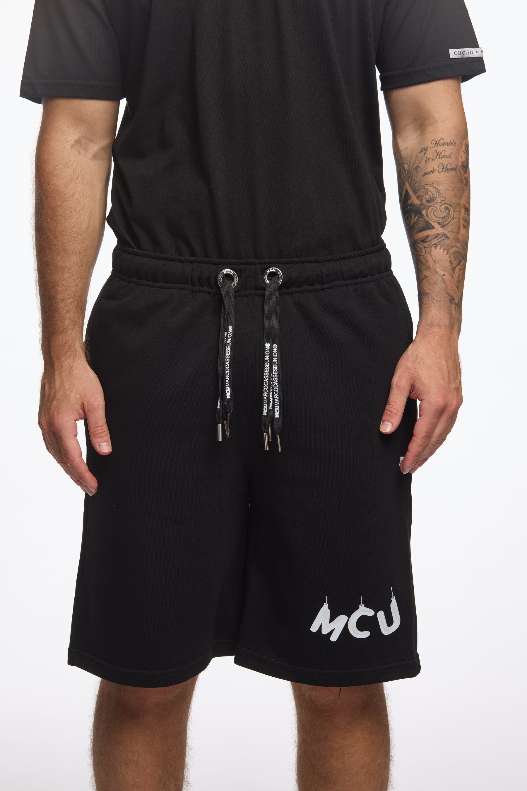 MCU Short Pants Logo Print