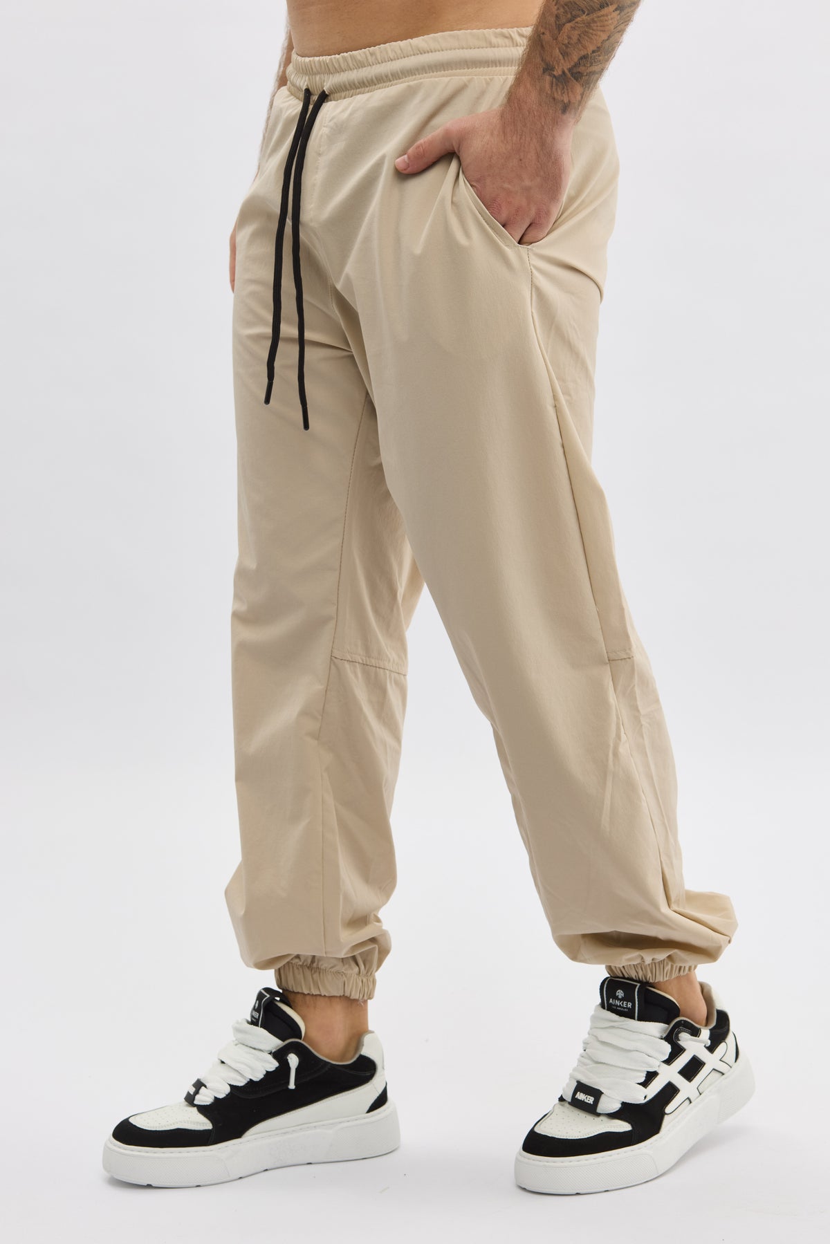 Crew Milano Beige Relaxed Joggers