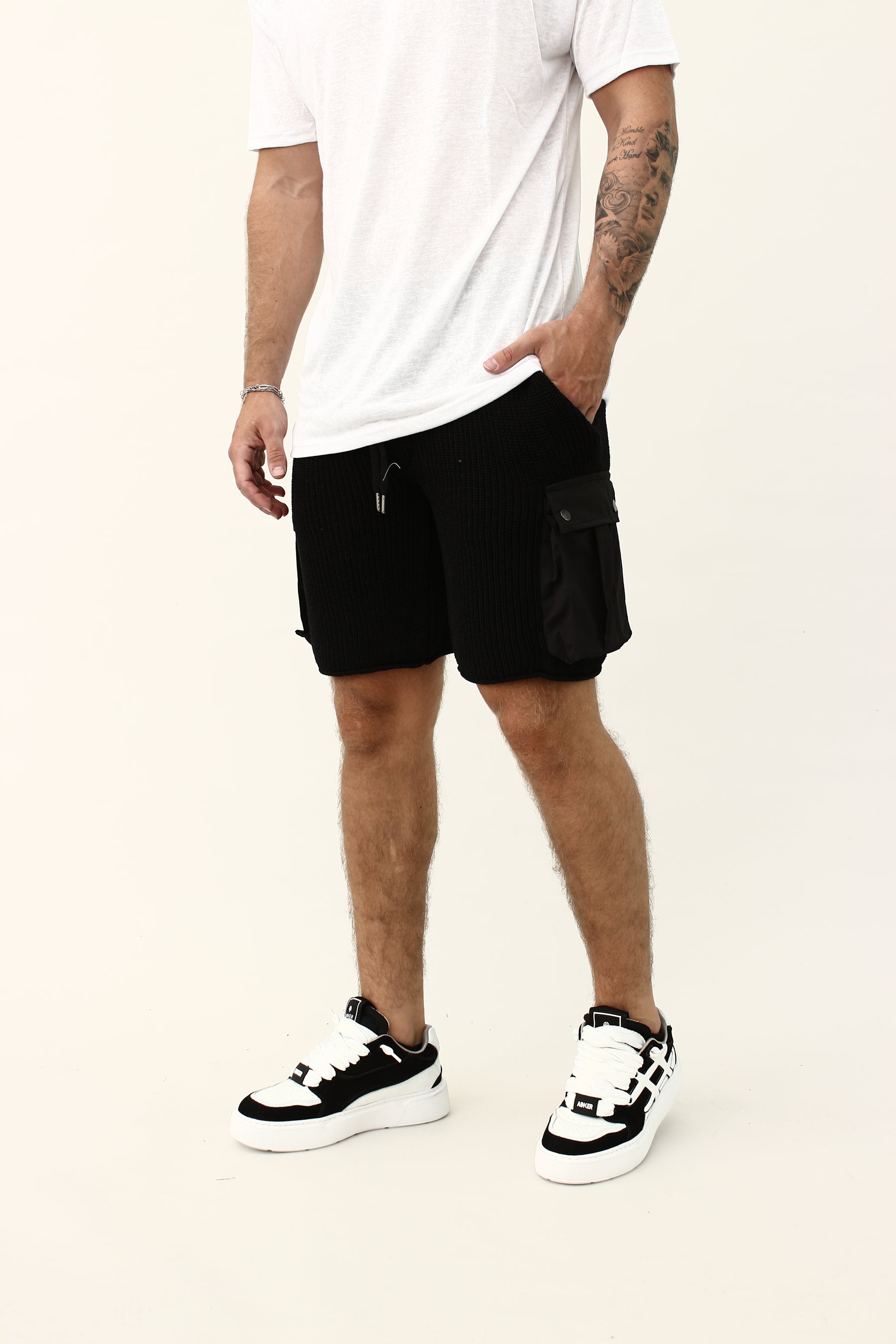 CREW Milano Knitted short cargo pants Black