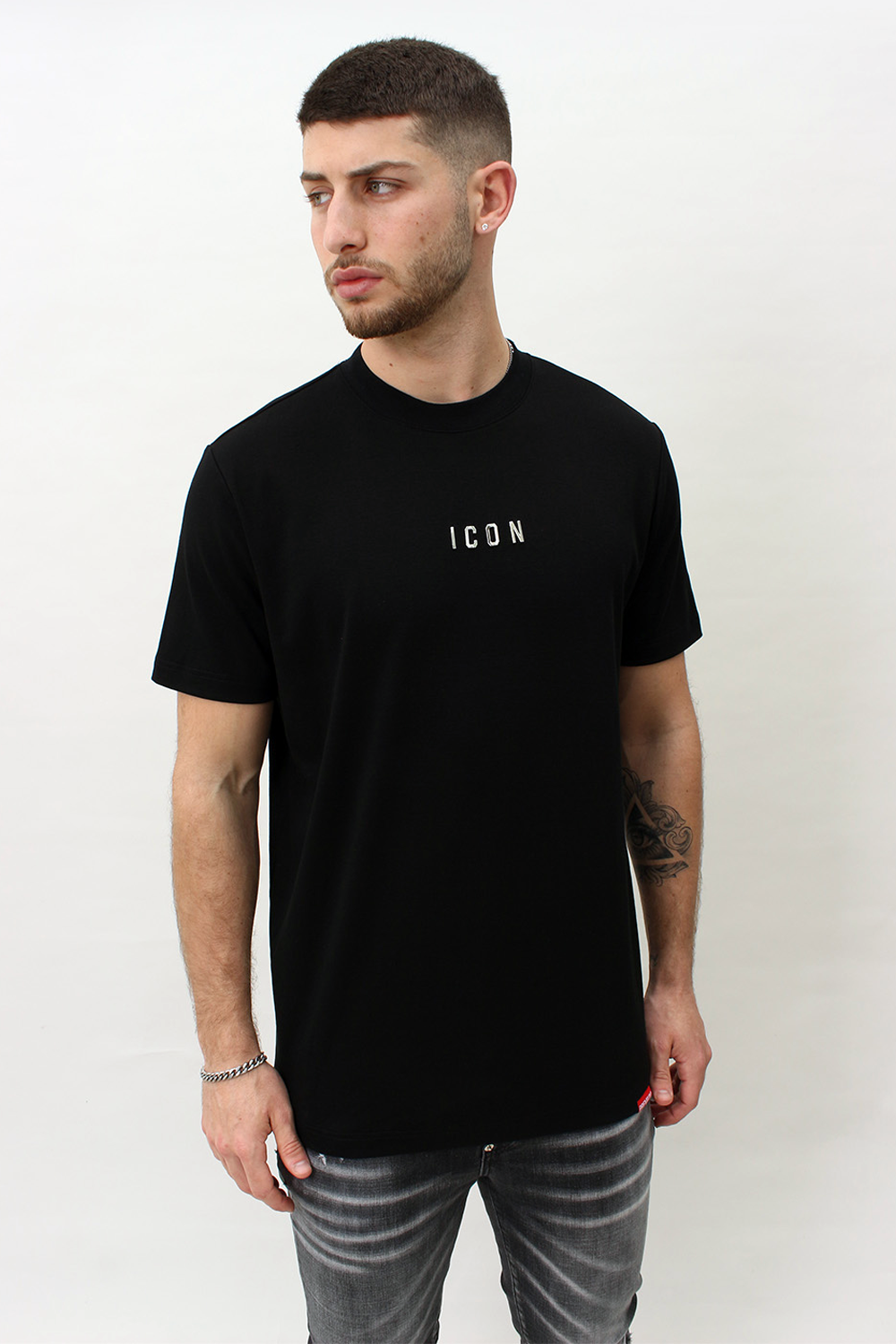 ICON Premium T-Shirt Logo Slim Fit