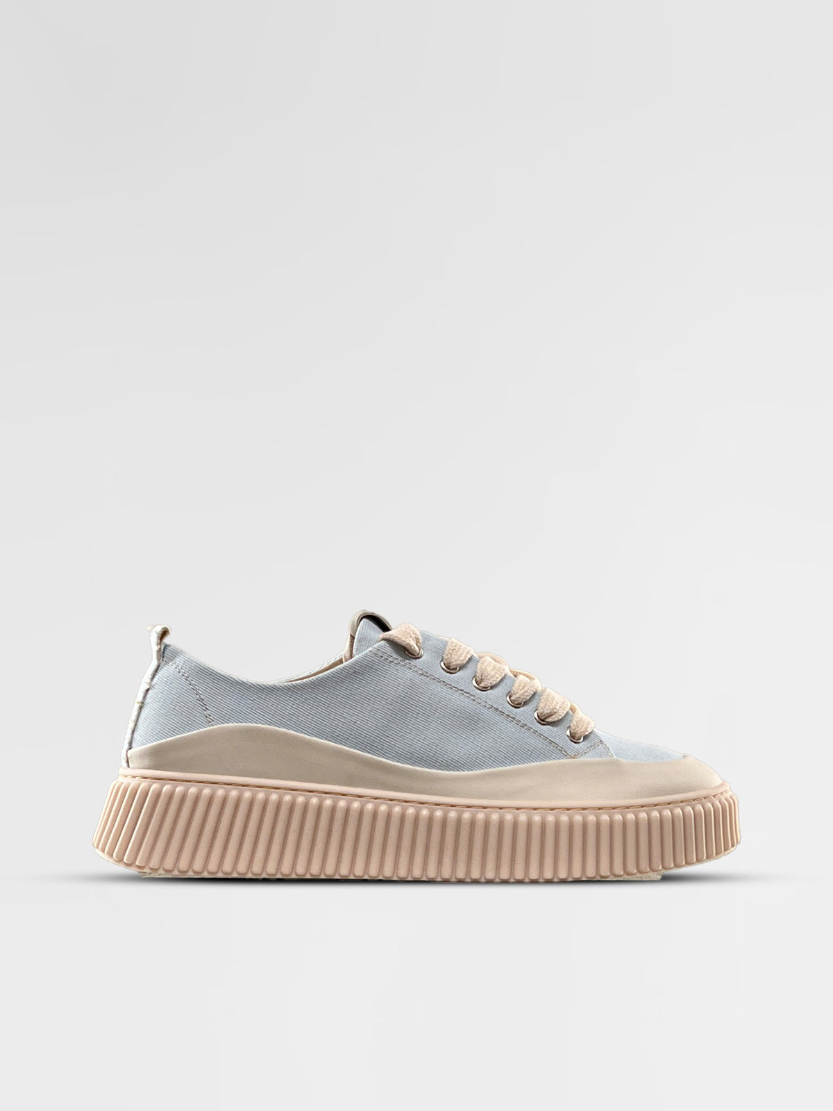 MAISON 9 PARIS Sneakers - Blue Sky Cover