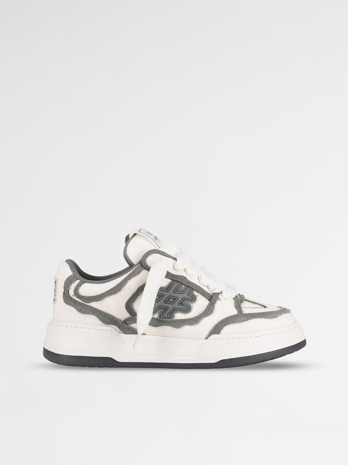 Ainker Shark Canvas White/Gray