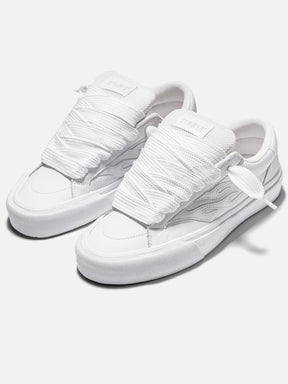 STRAYE Logan Puff - Whiteout