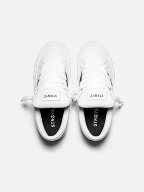 STRAYE Logan Puff - Glossy White