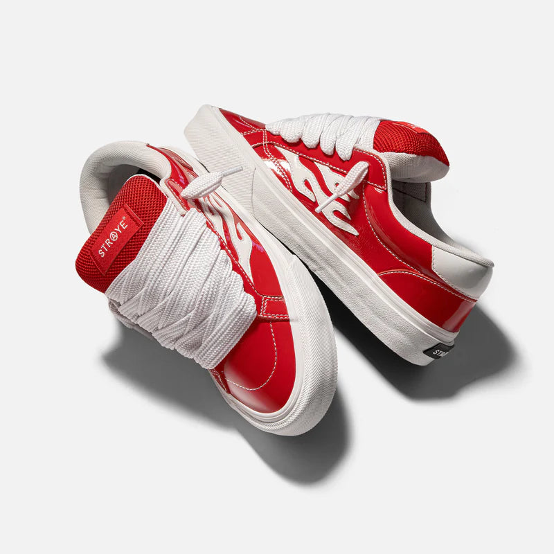 STRAYE Logan Puff - Glossy Red